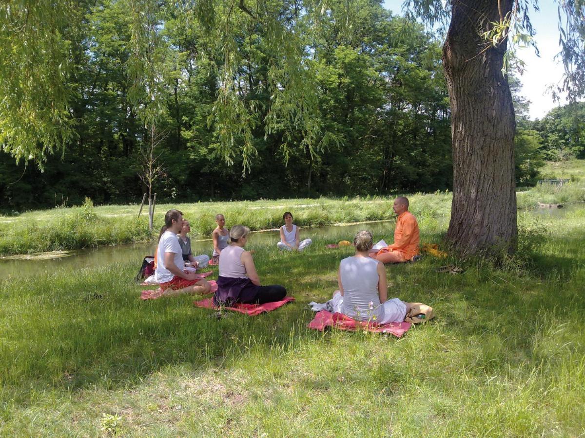 מלון הורן-באד מאינברג Yoga Vidya Ashram מראה חיצוני תמונה